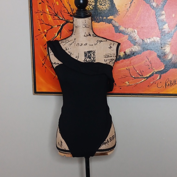 Lovers + Friends One Shoulder Sleeveless Black Bodysuit Size M - Picture 11 of 11